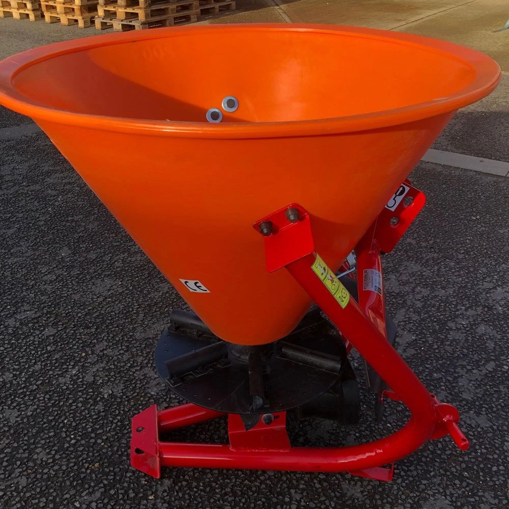FertCast Tractor Mounted Fertiliser Spreader - Manual Controls 400L 2 FertCast Tractor Mounted Fertiliser Spreader - Manual Controls 400L - Image 2