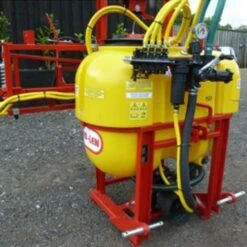 FertCast Tractor Sprayer 6m Boom, 200L Tank -Outdoor Garden Care Shop sprayer2